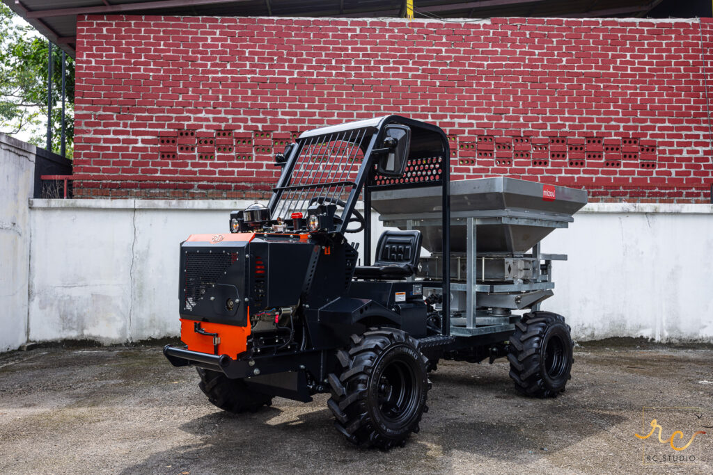 RC Studio-7011